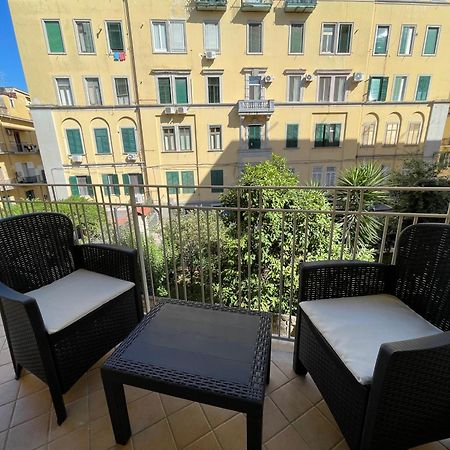 Nella'S Carlo III Apartment เนเปิลส์ ภายนอก รูปภาพ